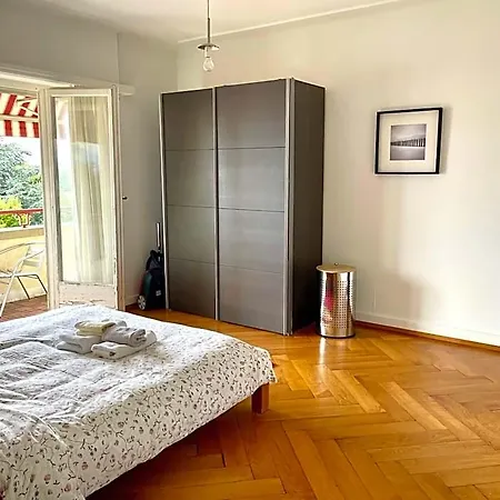 Grand Avec 3 A Coucher 아파트 로잔