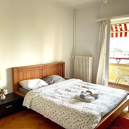 Grand Avec 3 A Coucher 로잔
